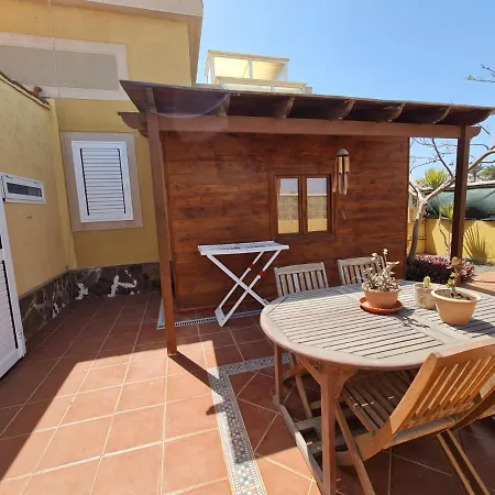 16 Con Piscina Privada 칼레타데푸스테