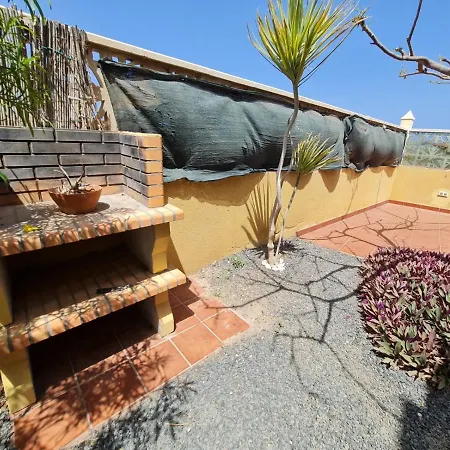 16 Con Piscina Privada Vakantiehuis